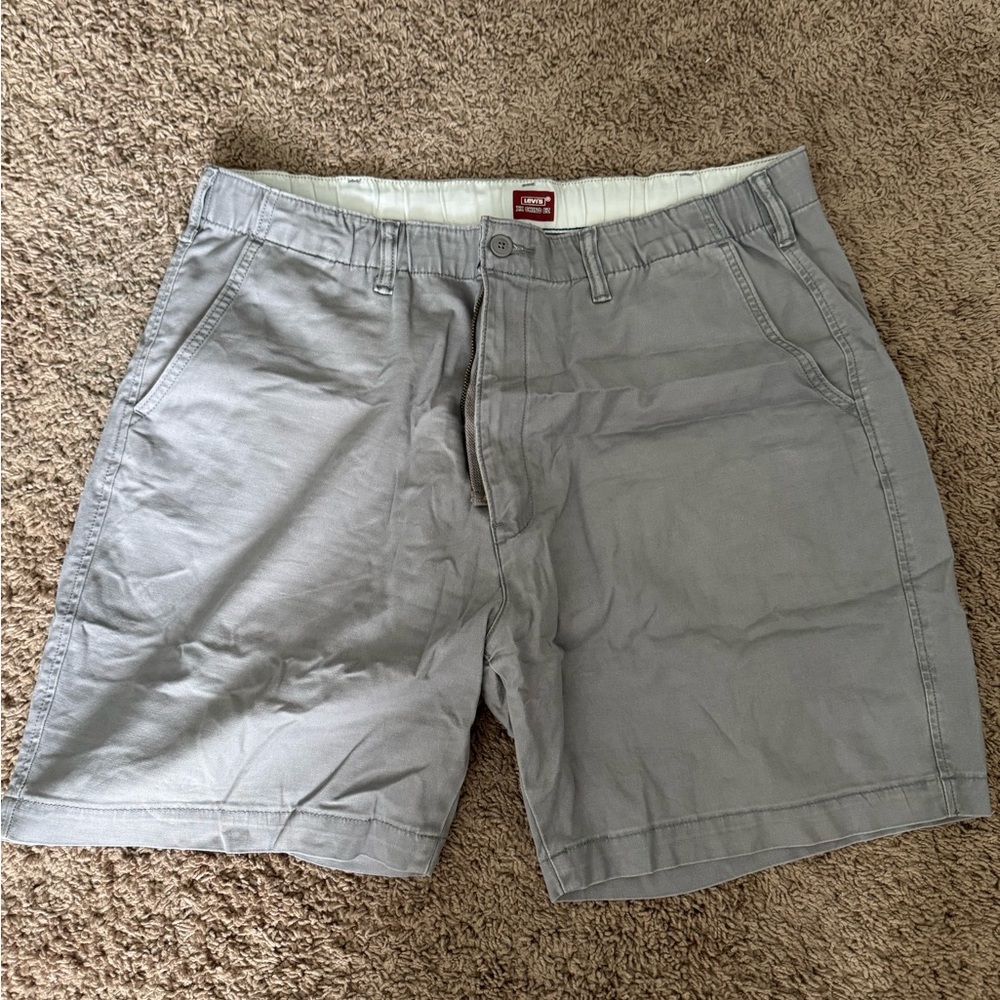 Men's Gray Shorts